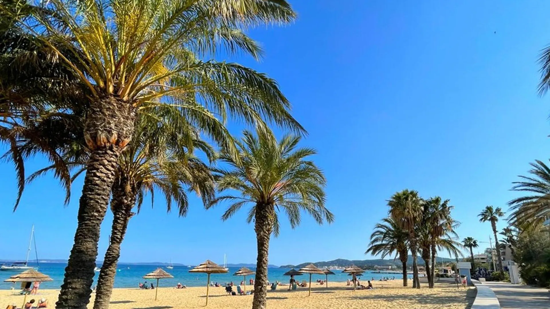 Studio 4 Personnes En Bord De Mer Au Lavandou Avec Parking - Fr-1-803-89 Le Lavandou France